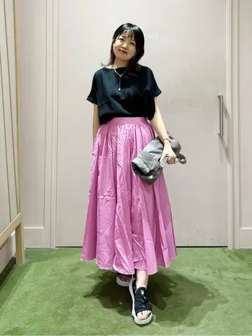 ANY フジコ コーディネート画像