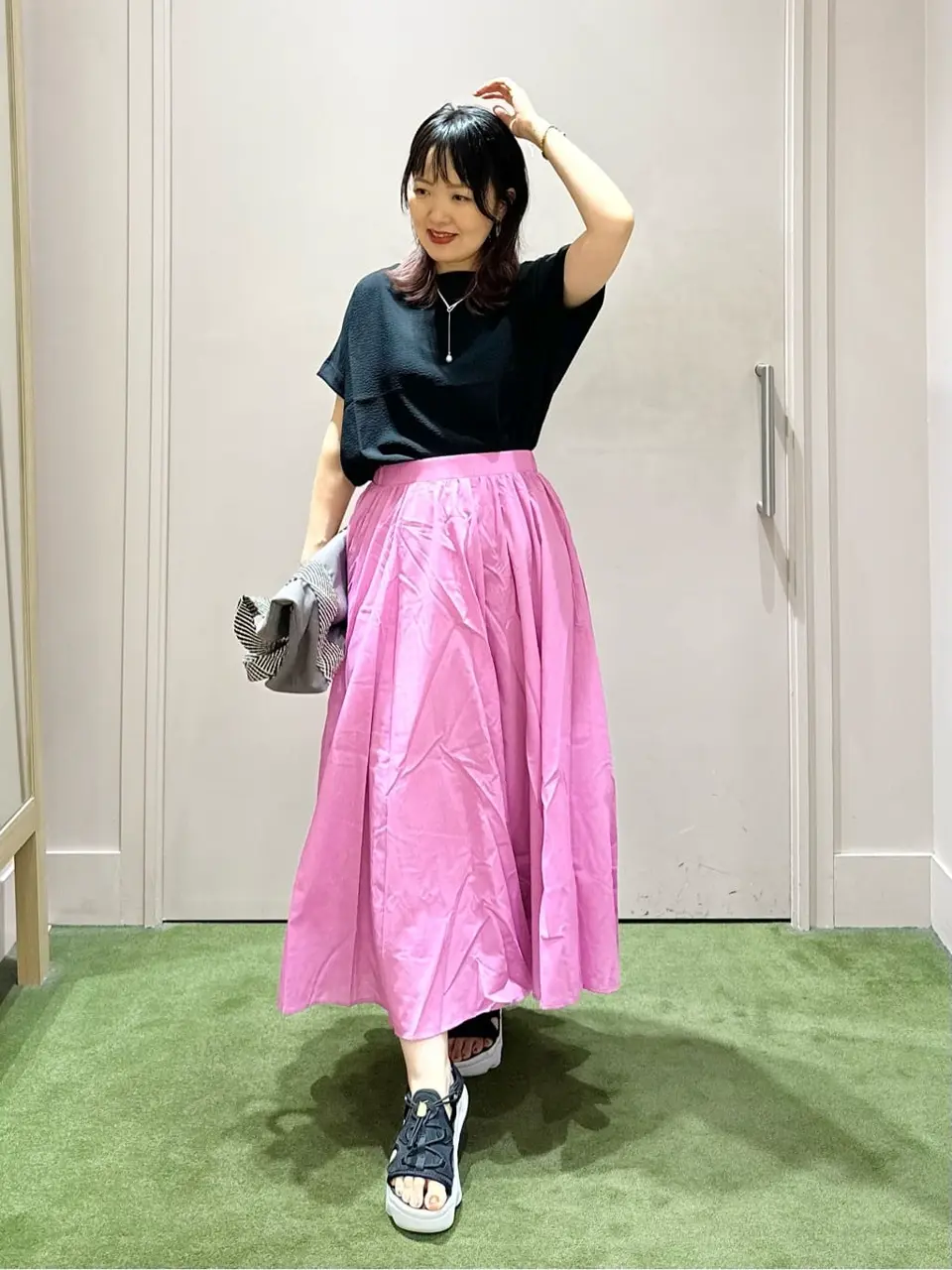 ANY フジコ コーディネート画像