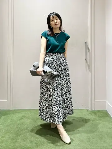 ANY フジコ コーディネート画像