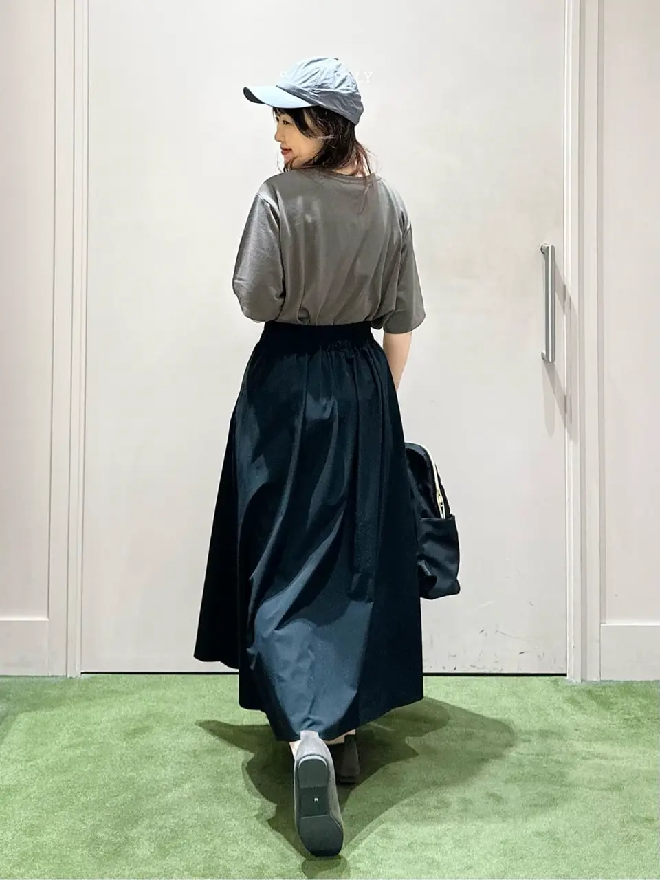 ANY フジコ コーディネート画像