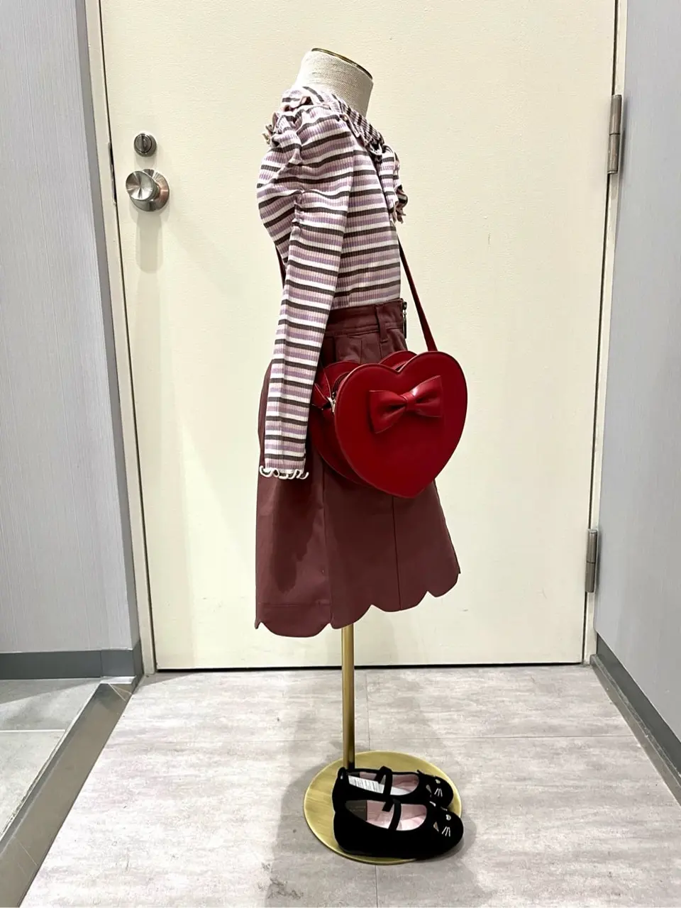 ANY 金井 コーディネート画像