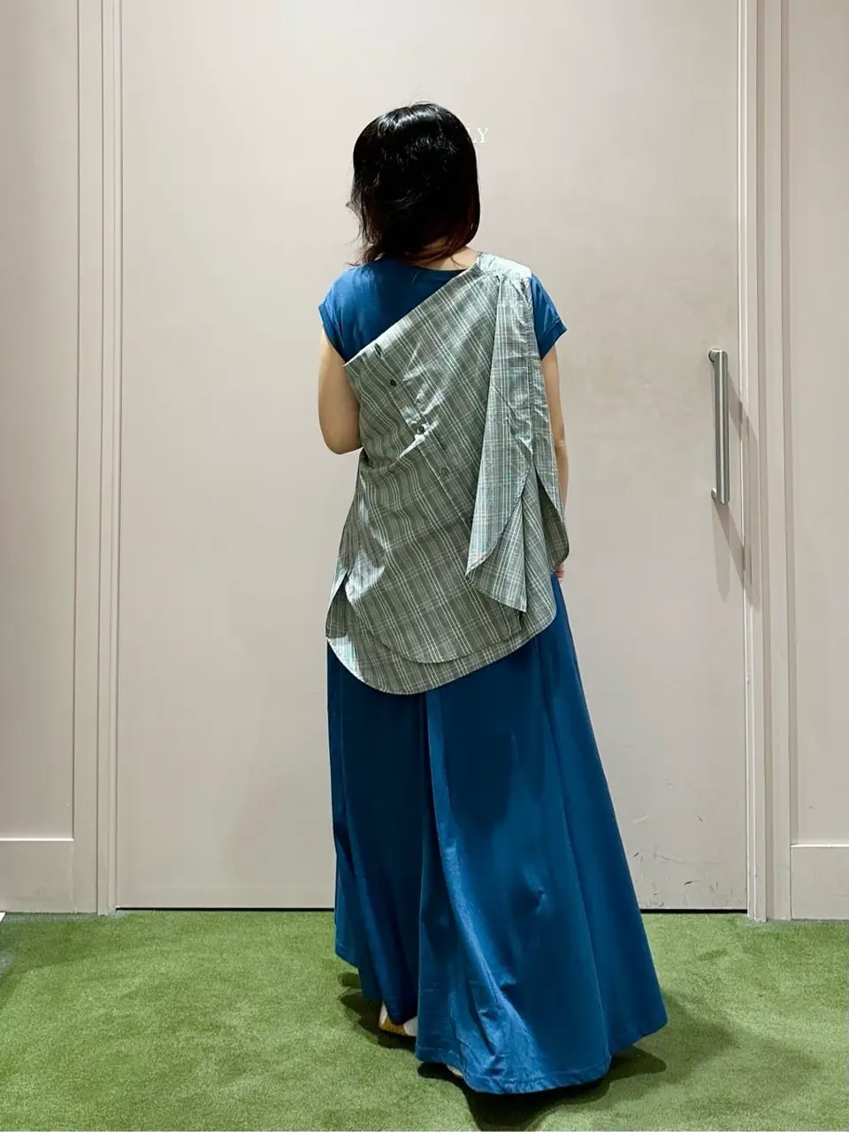 ANY フジコ コーディネート画像