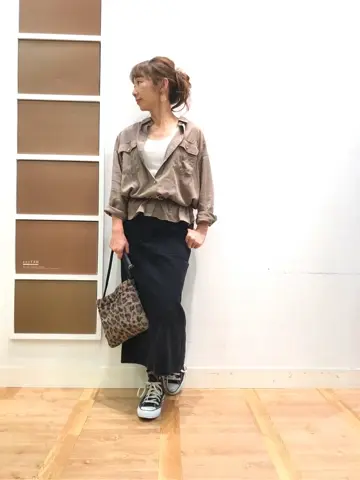 ANY 山口 コーディネート画像