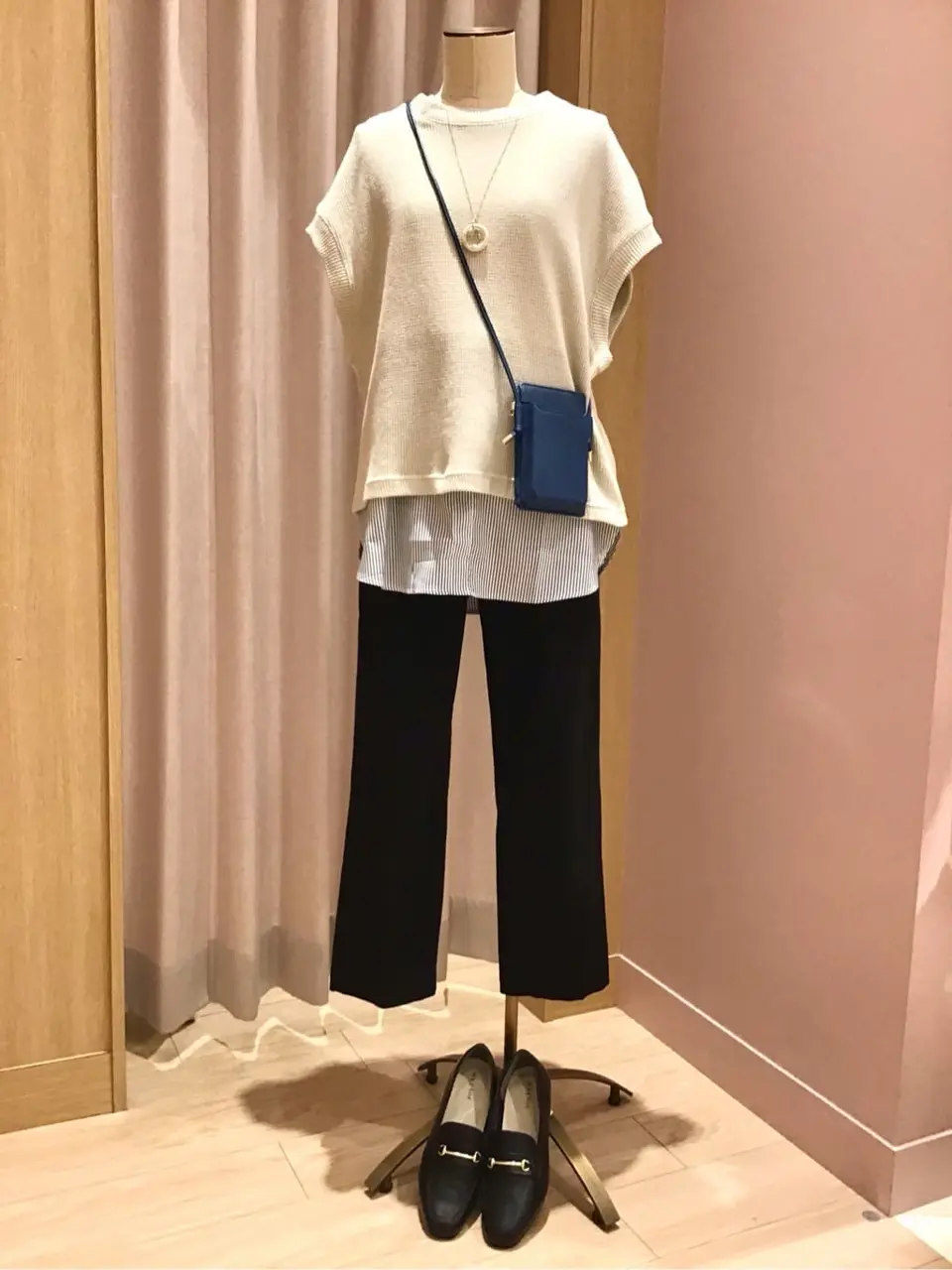 ANY 浅岡 コーディネート画像