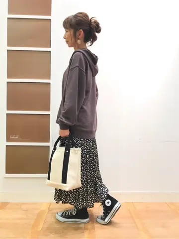 ANY 山口 コーディネート画像