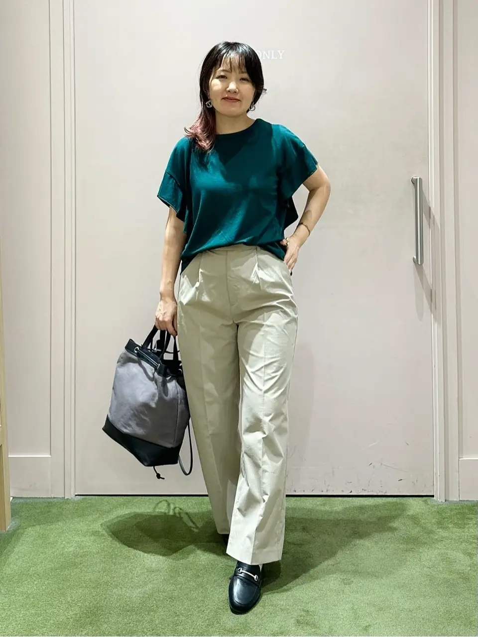 ANY フジコ コーディネート画像