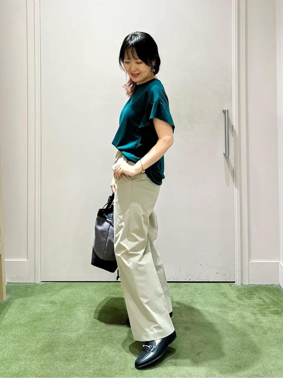 ANY フジコ コーディネート画像