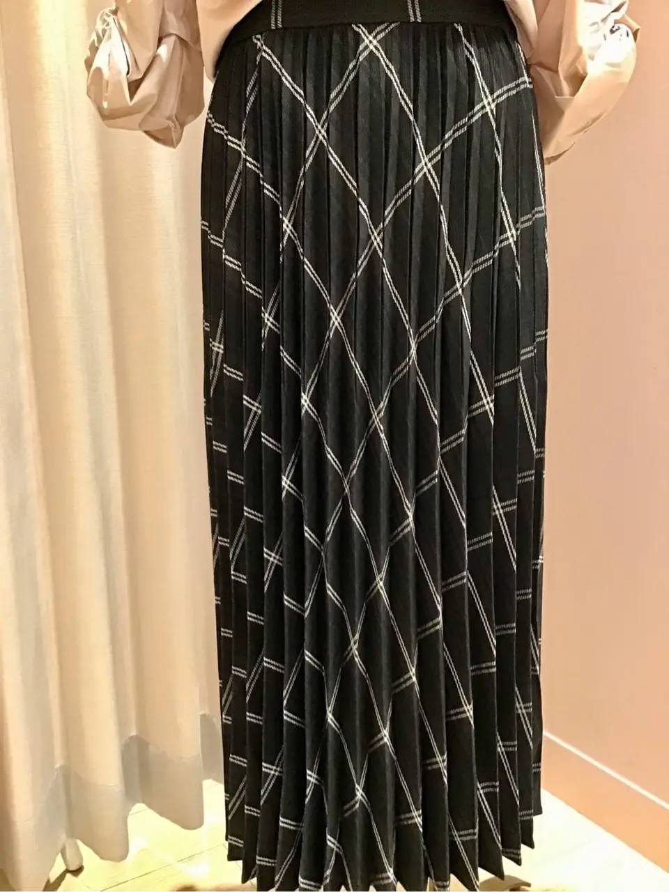 ANY 浅岡 コーディネート画像