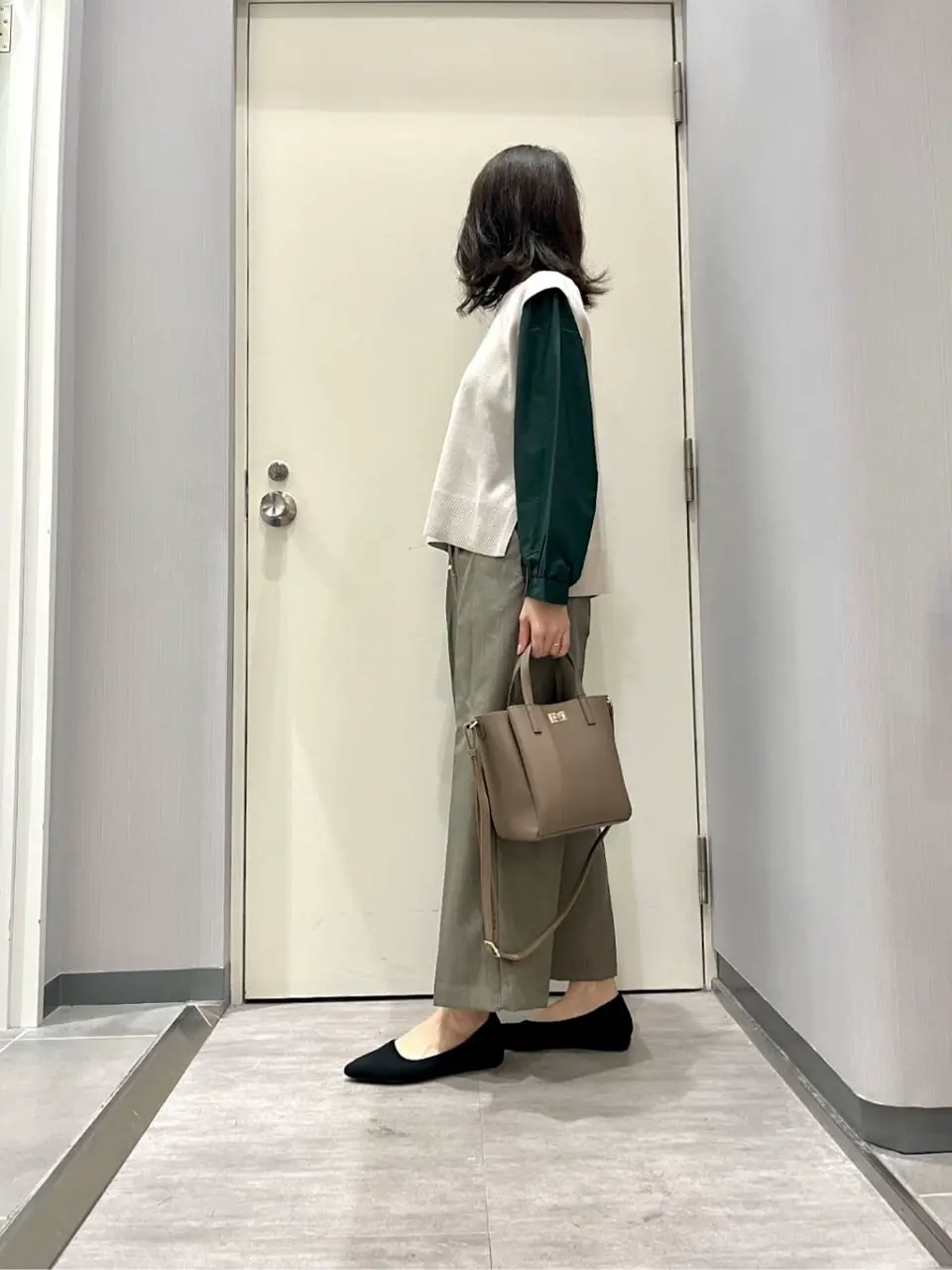 ANY 金井 コーディネート画像