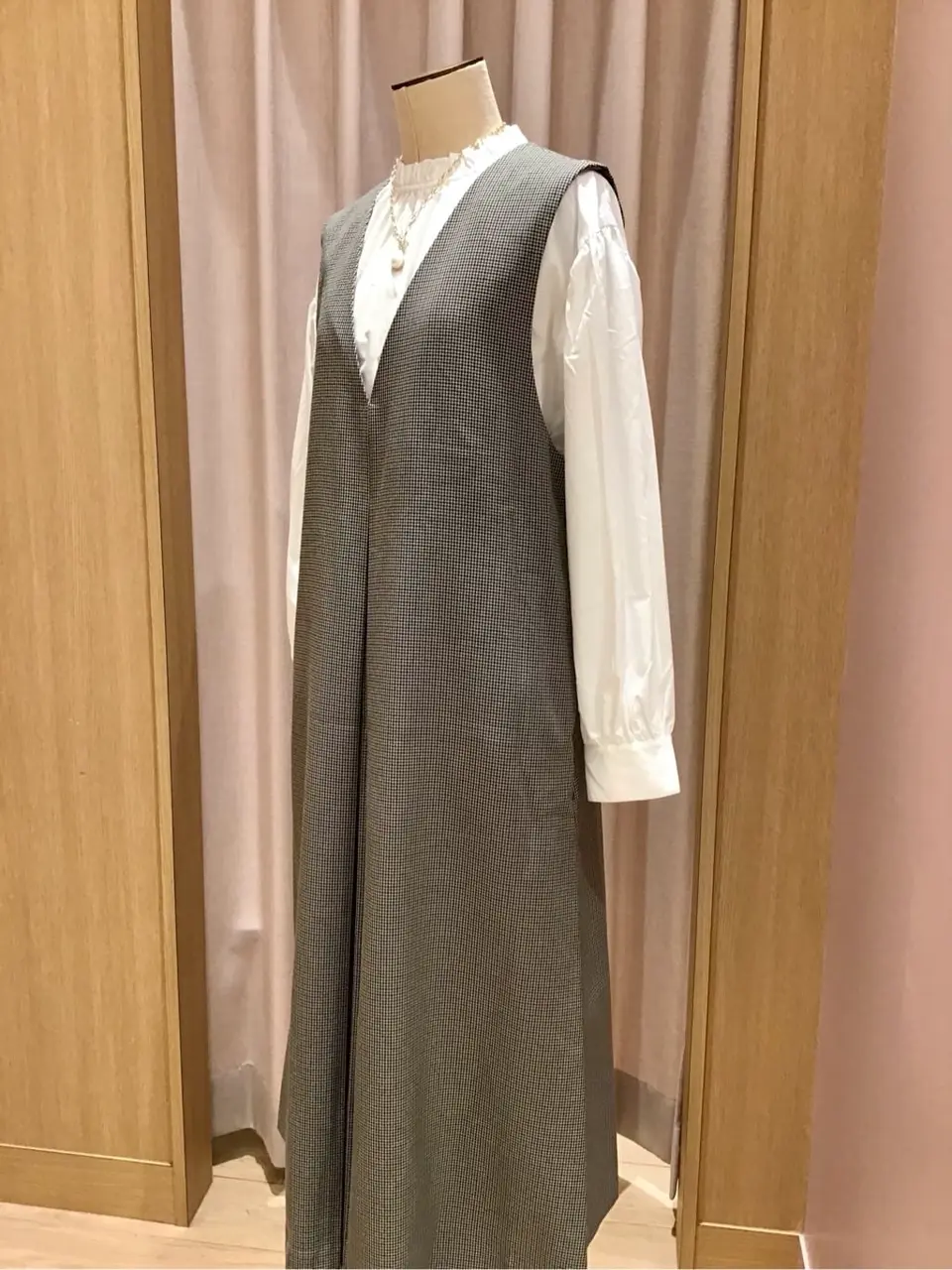 ANY 浅岡 コーディネート画像