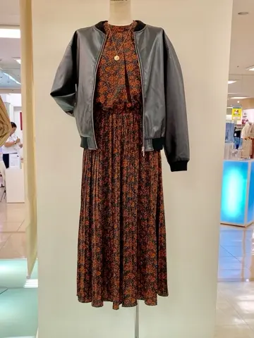 ANY CHINONE コーディネート画像