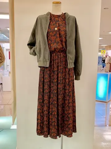 ANY CHINONE コーディネート画像