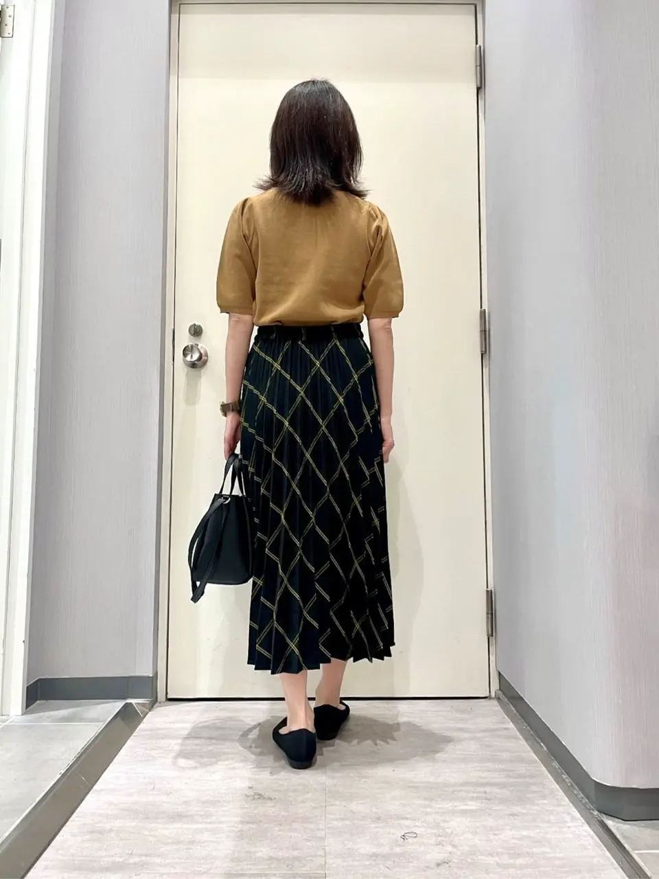 ANY 金井 コーディネート画像