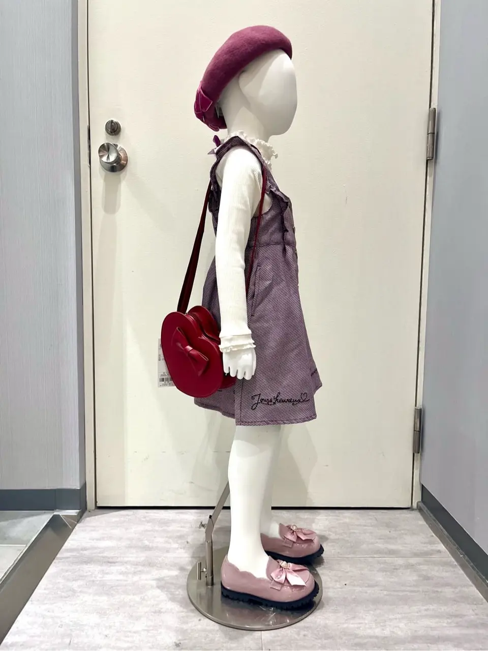 ANY 金井 コーディネート画像