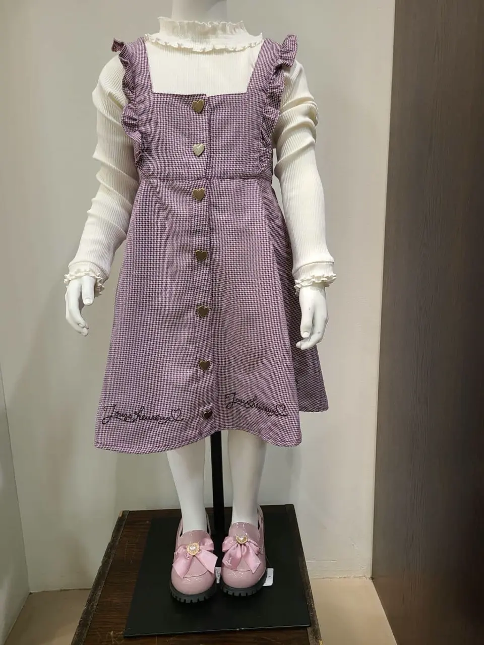 ANY 佐々木 コーディネート画像