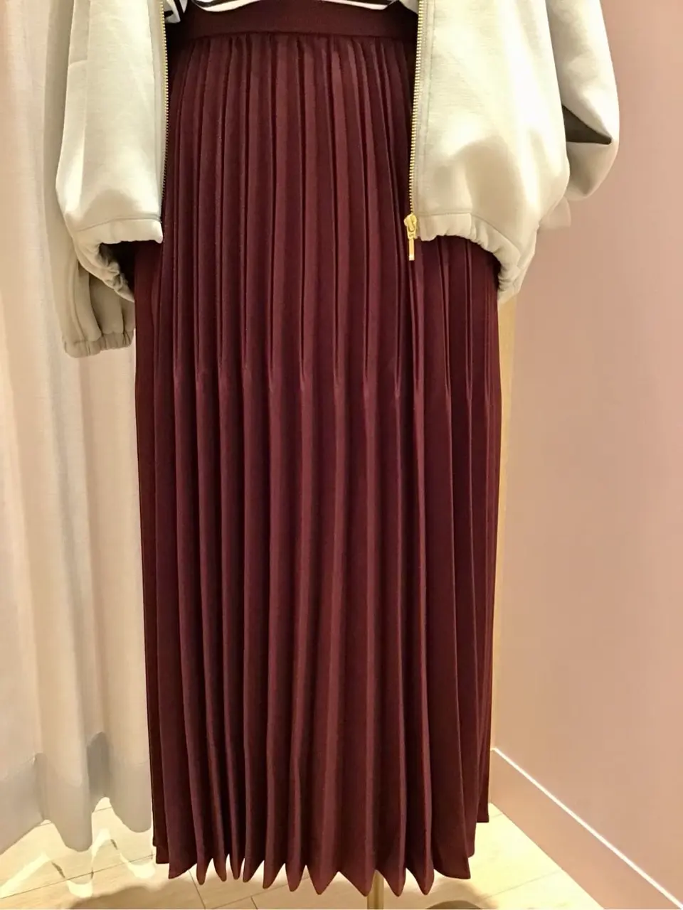 ANY 浅岡 コーディネート画像