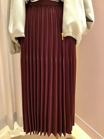 ANY 浅岡 コーディネート画像