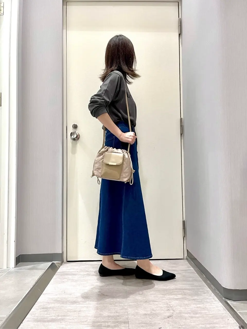 ANY 金井 コーディネート画像