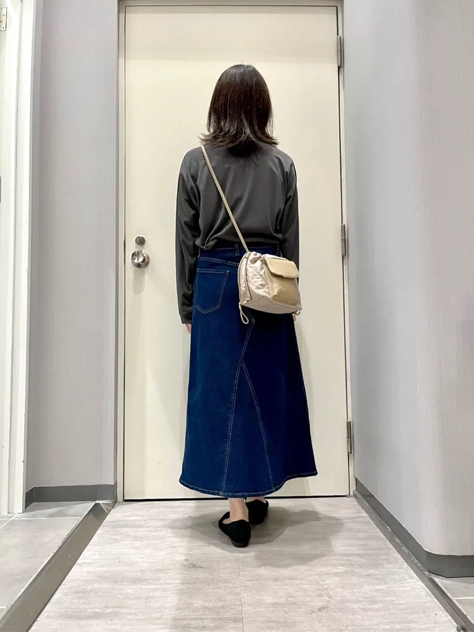 ANY 金井 コーディネート画像