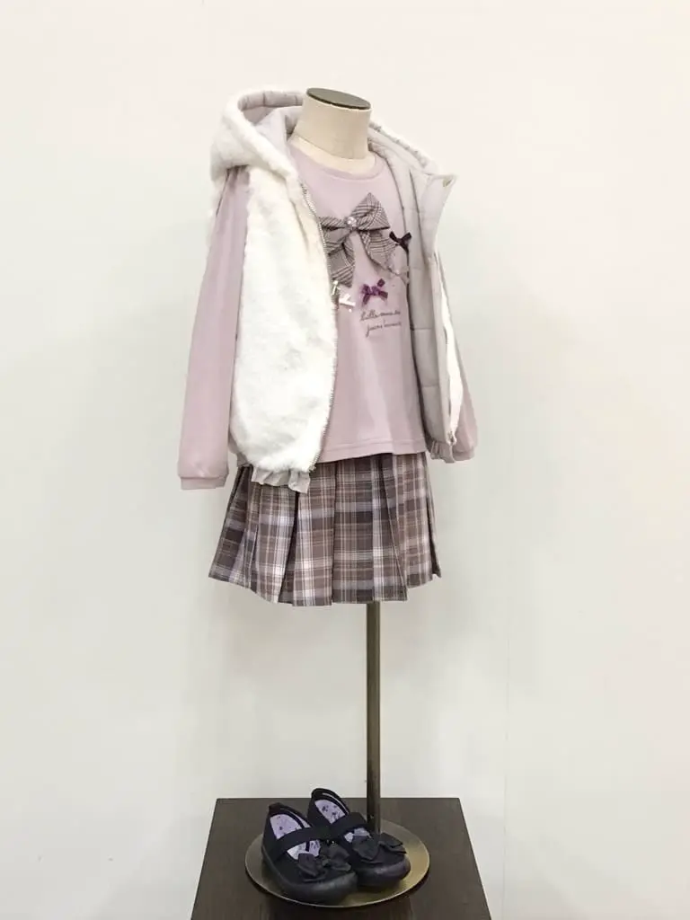 ANY 佐々木 コーディネート画像