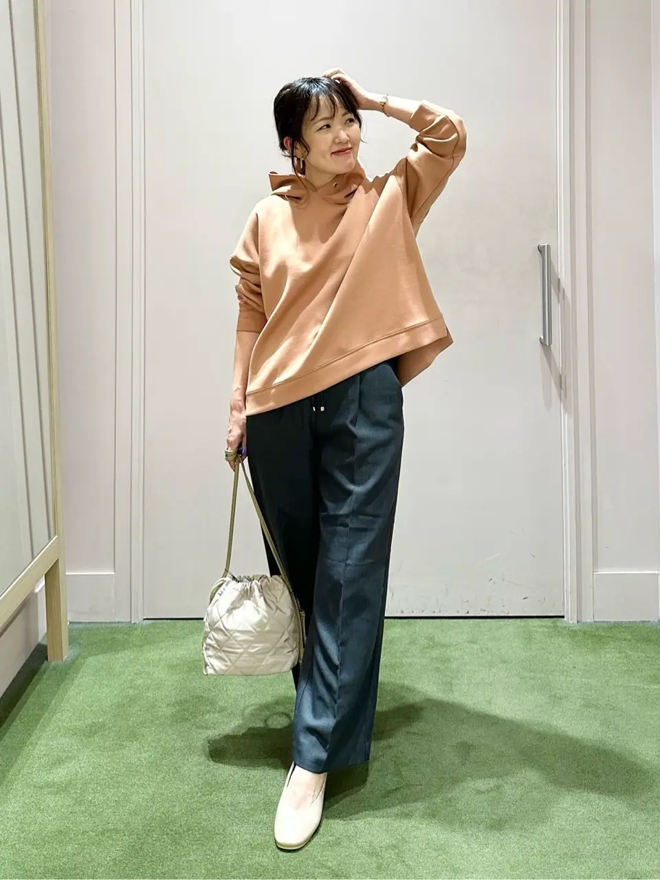 ANY フジコ コーディネート画像