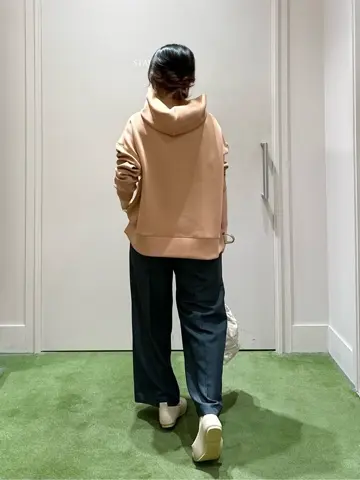 ANY フジコ コーディネート画像