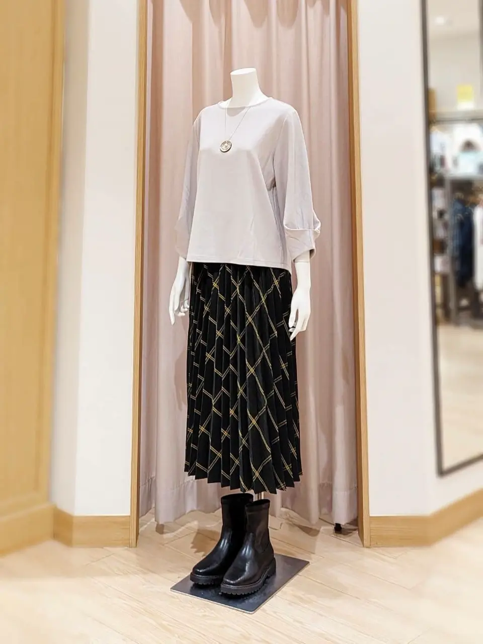 ANY 岩田 コーディネート画像