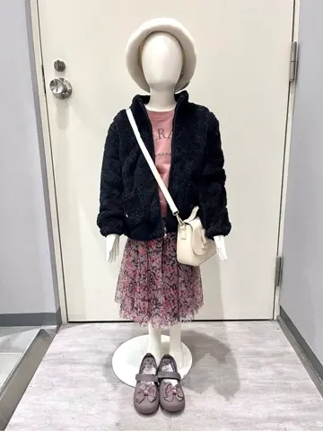 ANY 金井 コーディネート画像