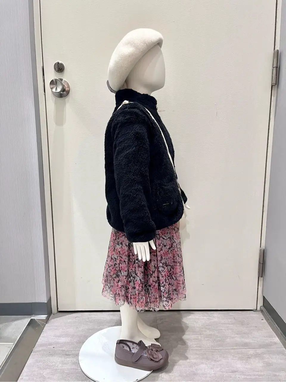 ANY 金井 コーディネート画像