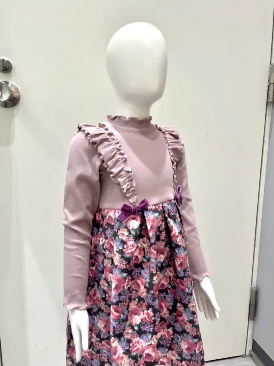 ANY 金井 コーディネート画像