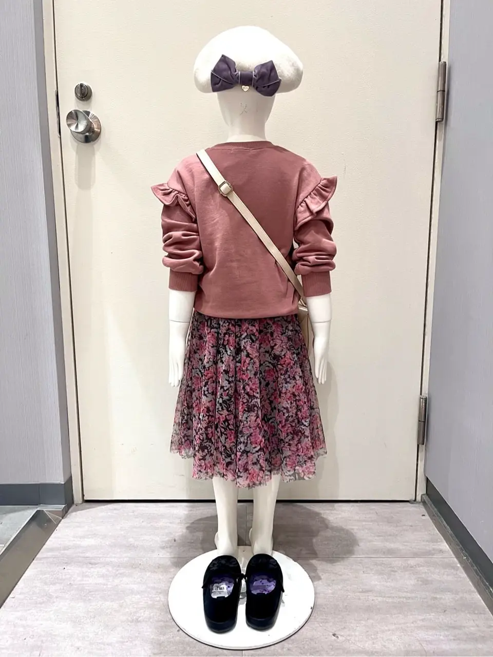 ANY 金井 コーディネート画像