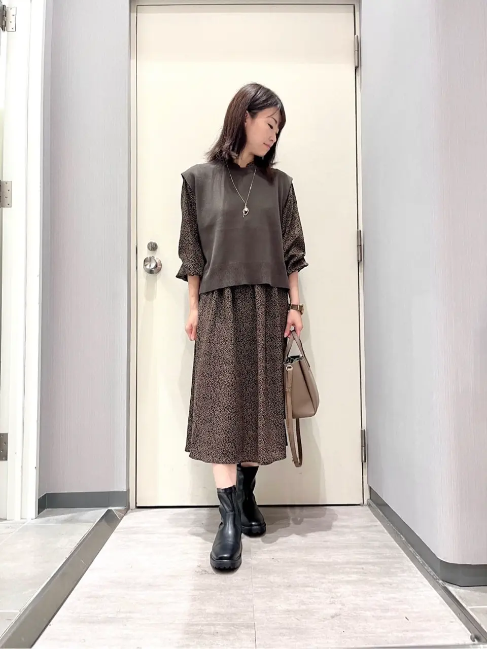 ANY 金井 コーディネート画像