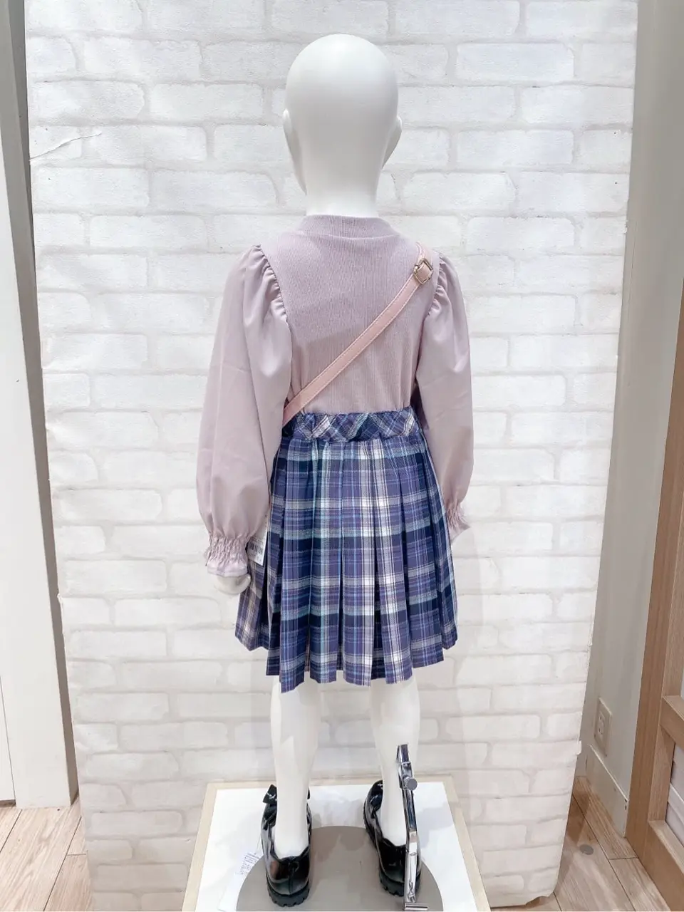 ANY 嶋田 コーディネート画像