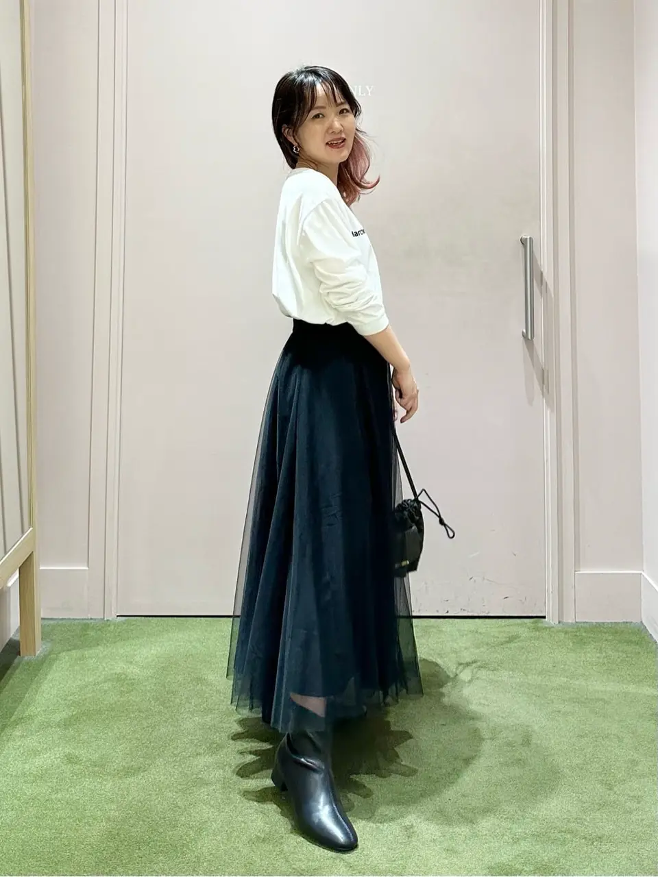 ANY フジコ コーディネート画像