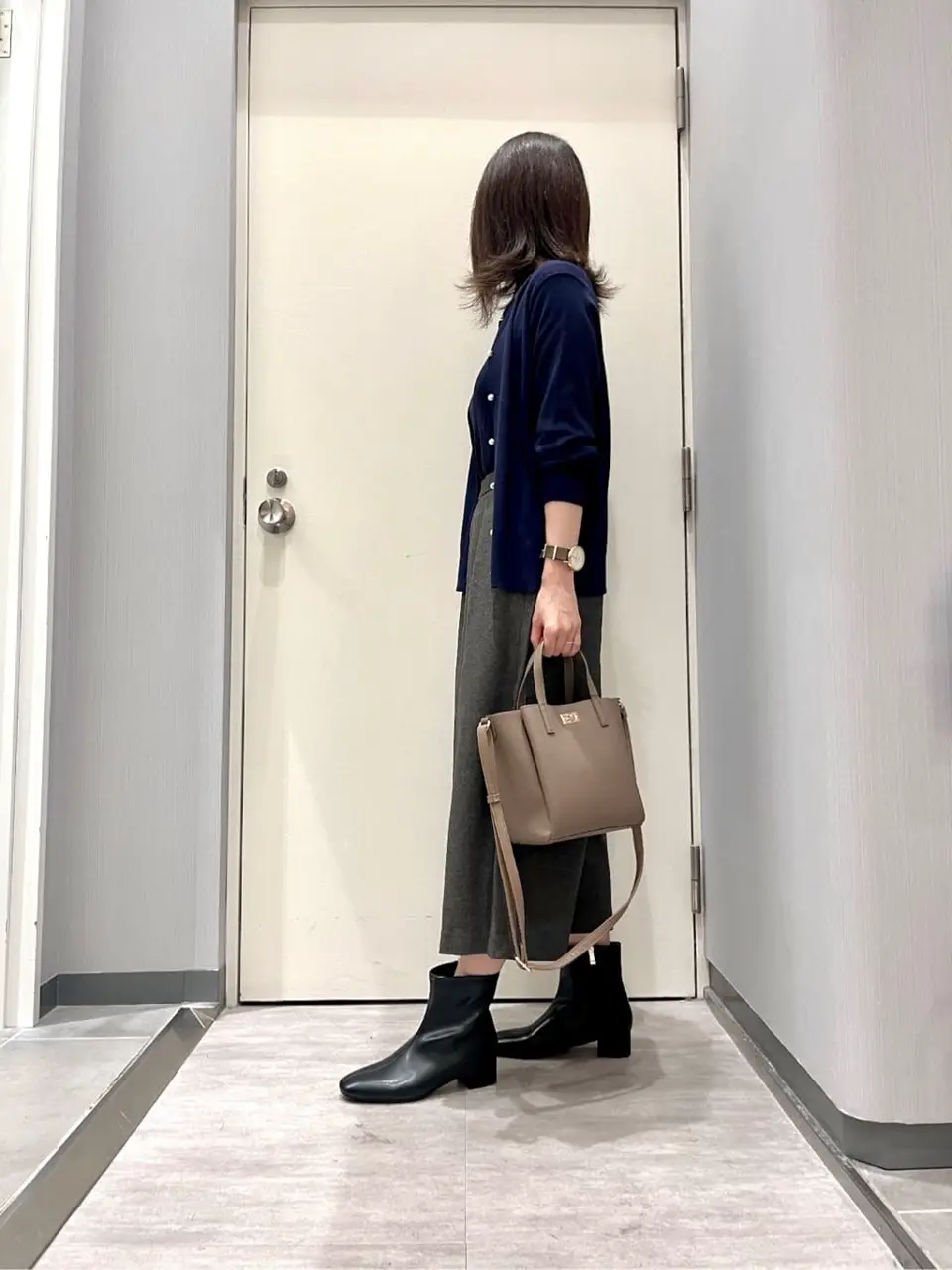 ANY 金井 コーディネート画像