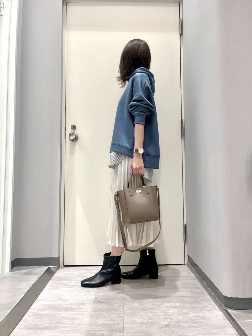 ANY 金井 コーディネート画像