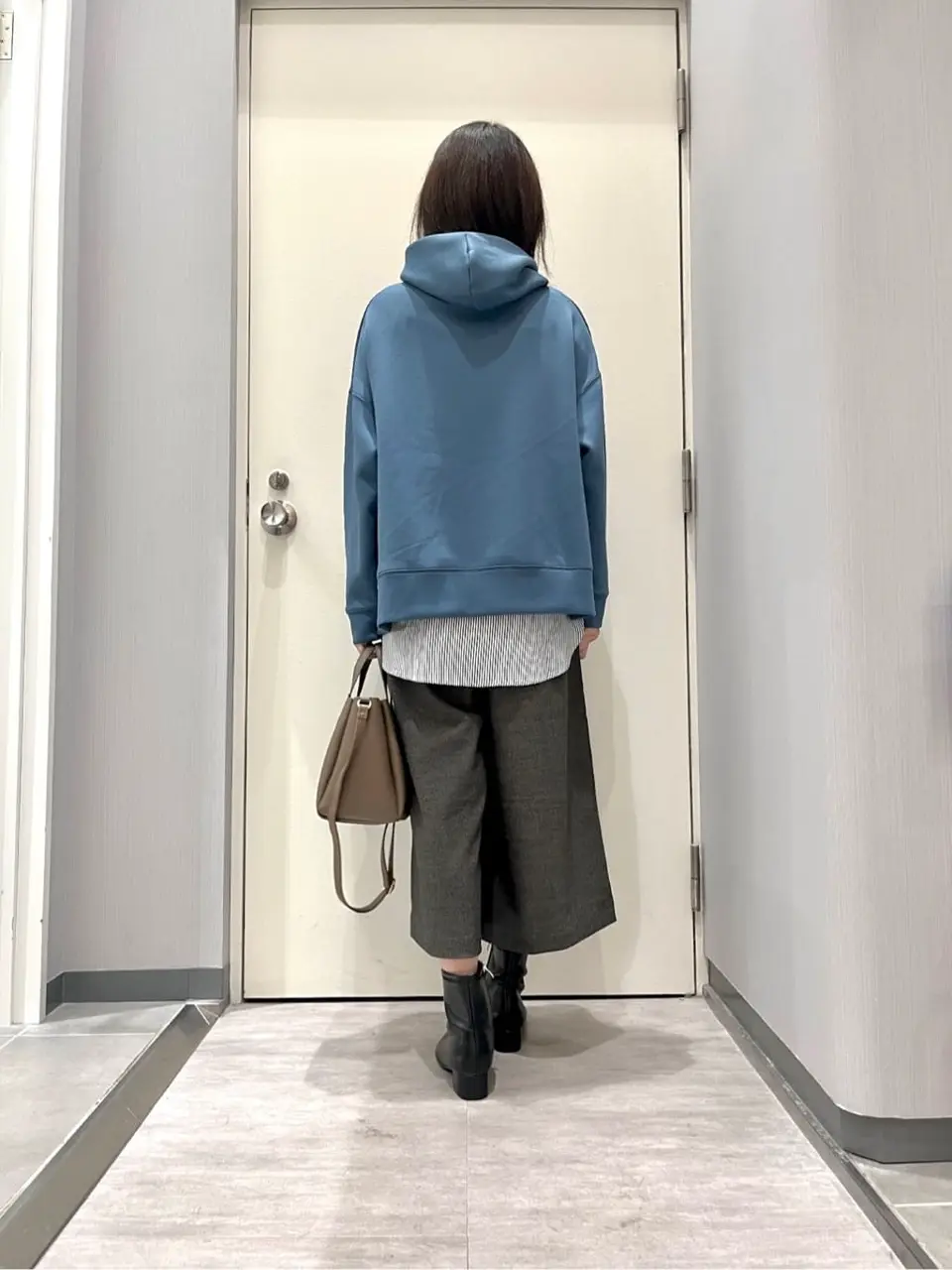 ANY 金井 コーディネート画像