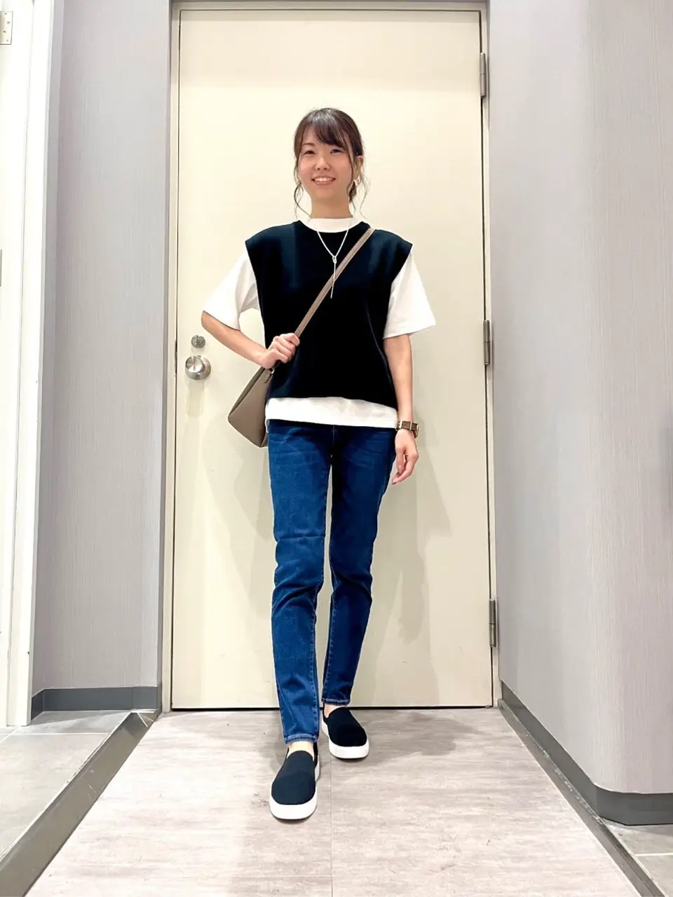 ANY 金井 コーディネート画像