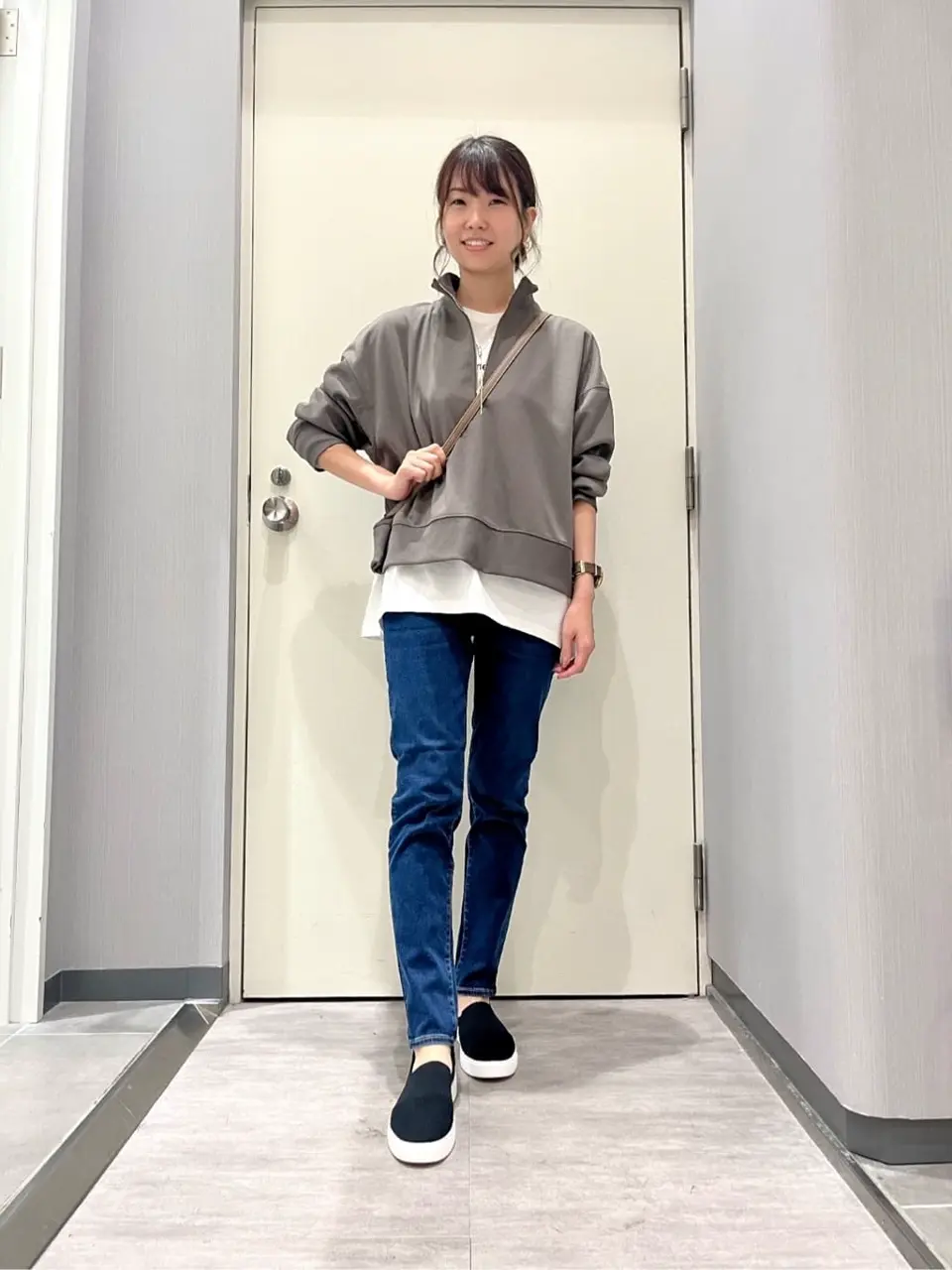 ANY 金井 コーディネート画像