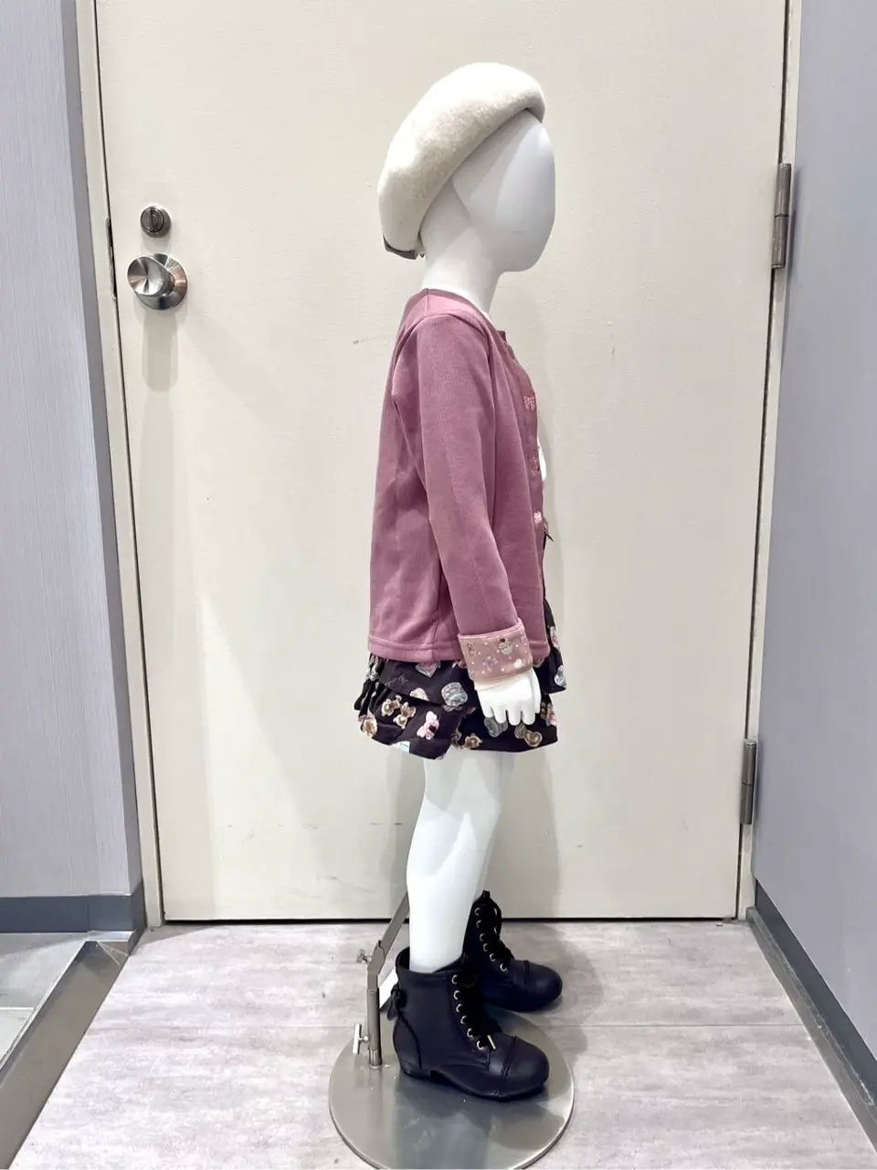 ANY 金井 コーディネート画像