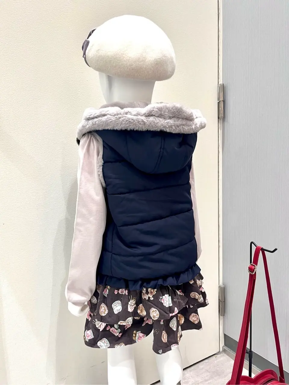 ANY 金井 コーディネート画像