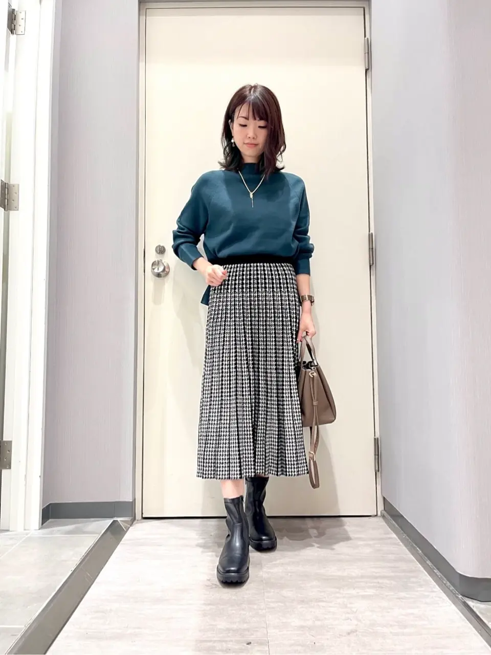 ANY 金井 コーディネート画像