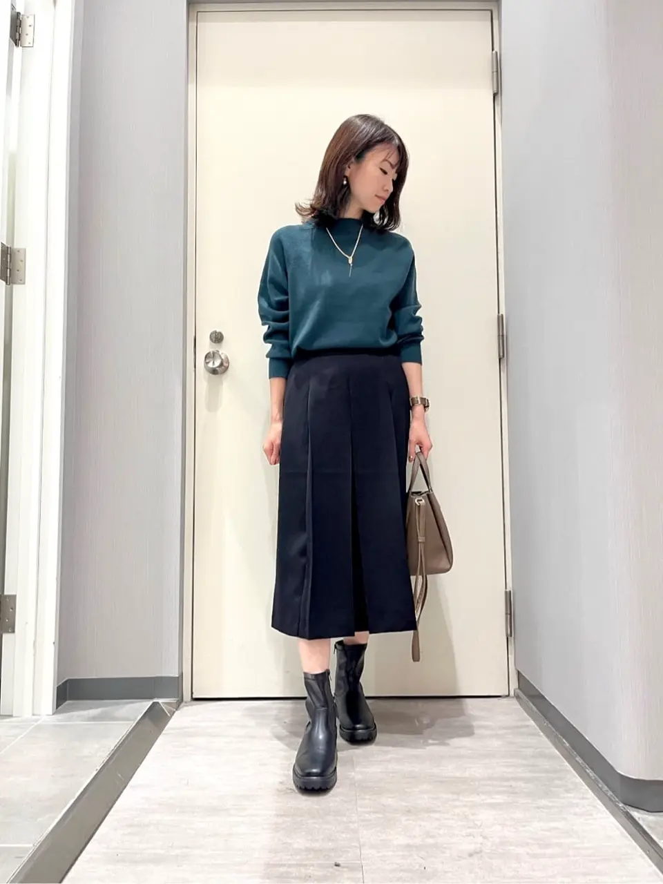 ANY 金井 コーディネート画像