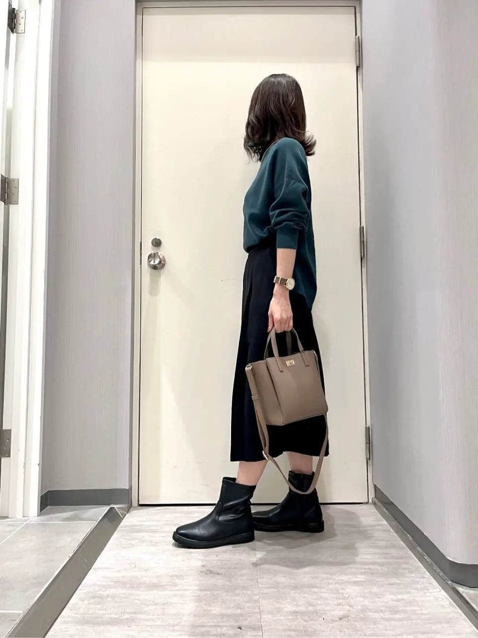 ANY 金井 コーディネート画像