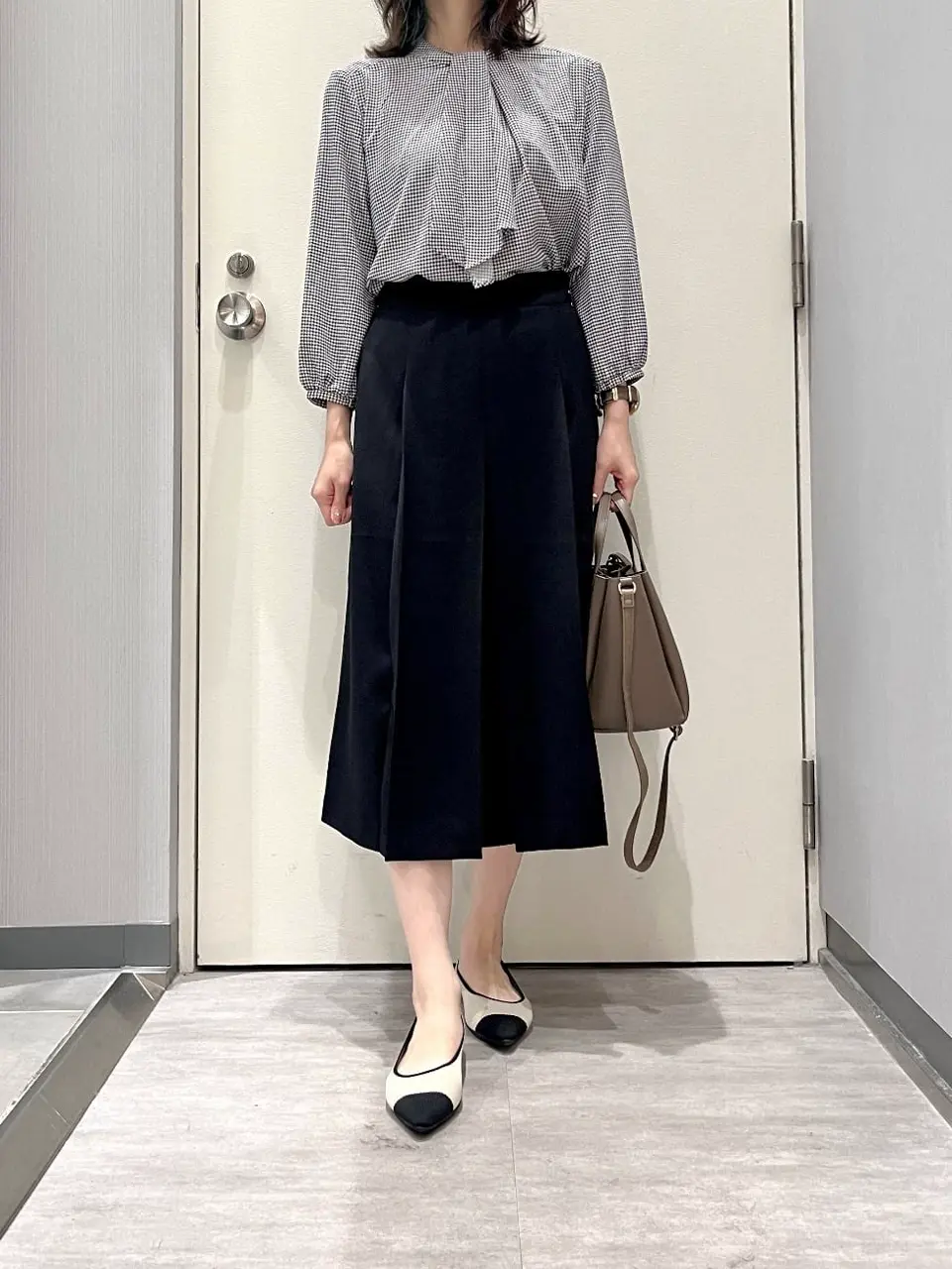 ANY 金井 コーディネート画像