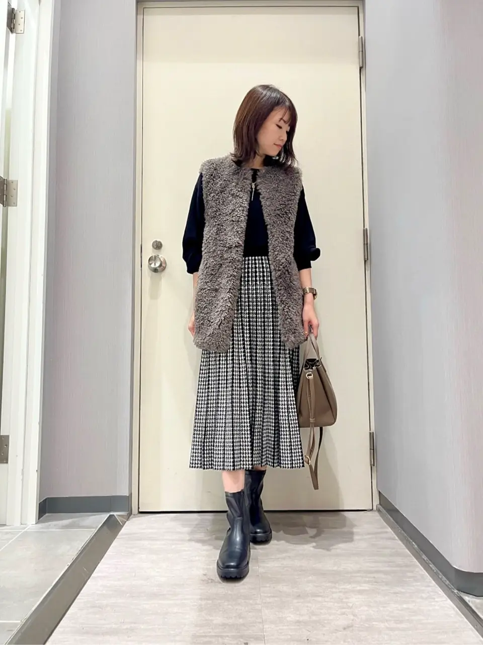 ANY 金井 コーディネート画像