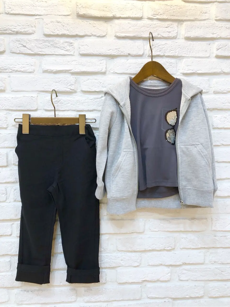 ANY フジコ コーディネート画像