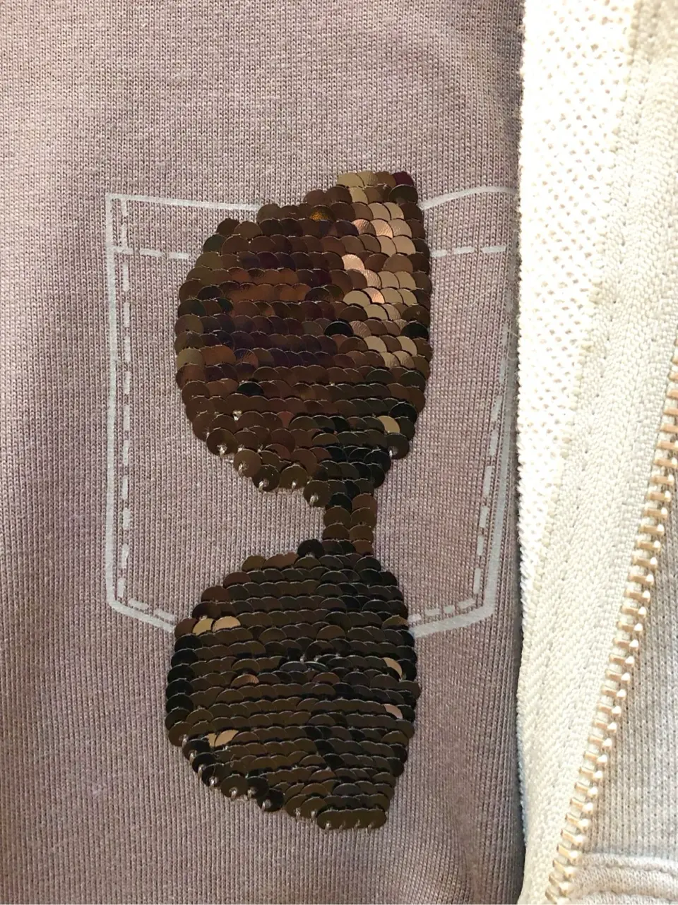 ANY フジコ コーディネート画像