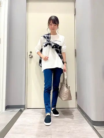 ANY 金井 コーディネート画像