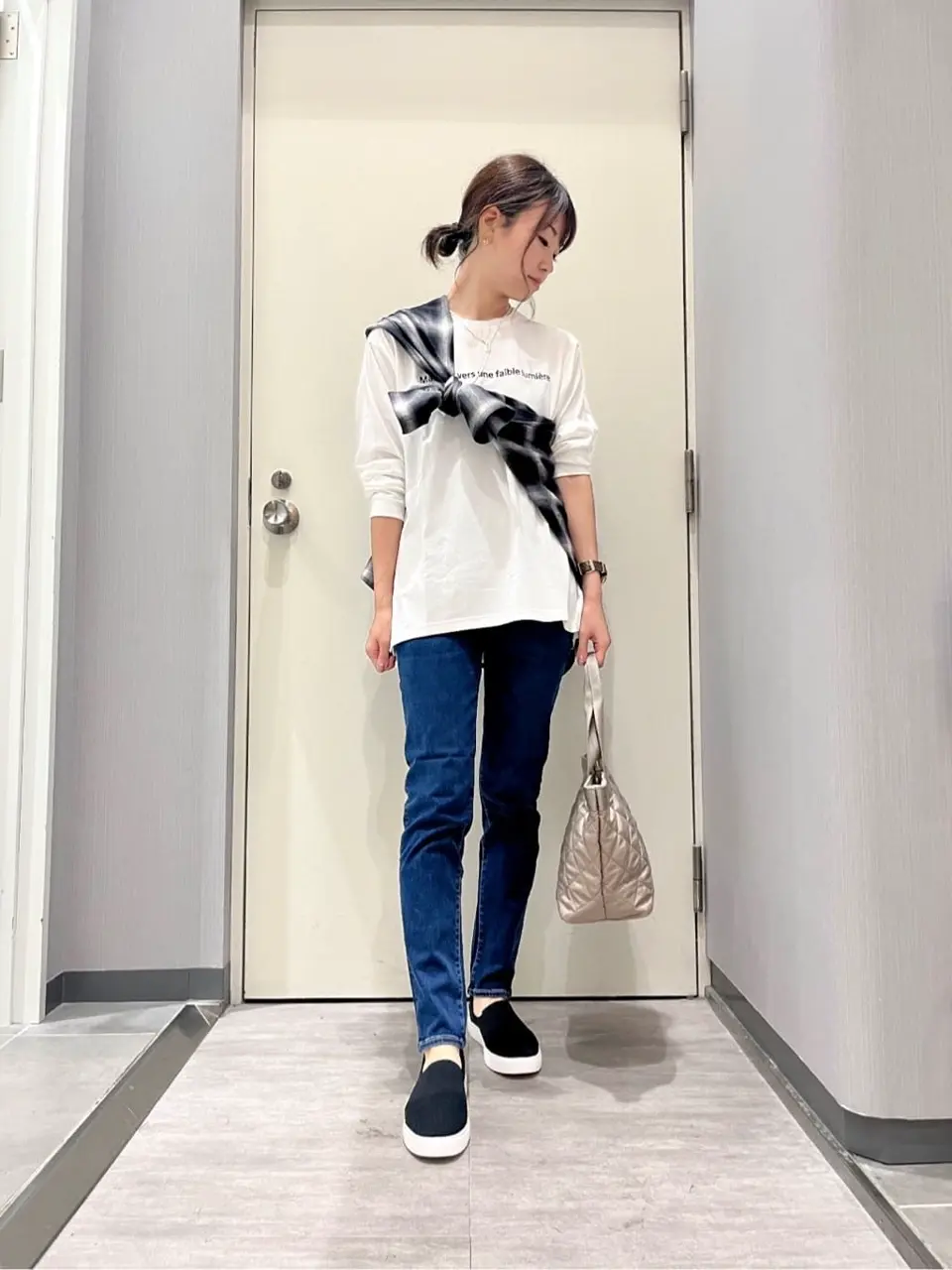 ANY 金井 コーディネート画像